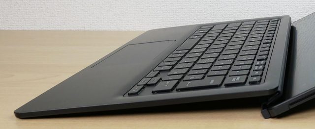 薄型・軽量キーボード