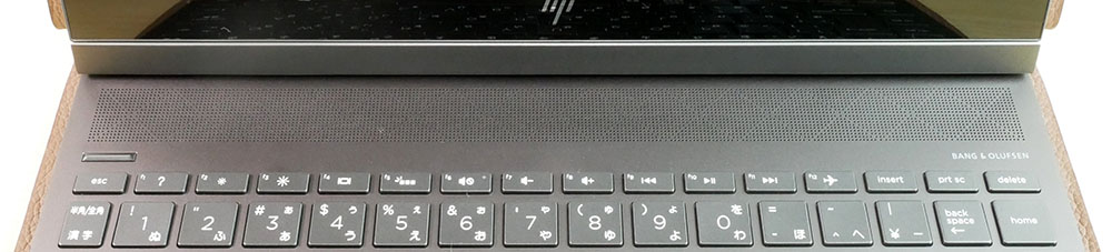 HP Spectre Folio 13のスピーカー