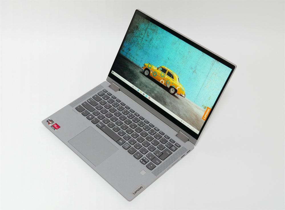 レノボ　IdeaPad Flex 550 14型 (AMD)の外観。斜め上からのカッコいいアングル