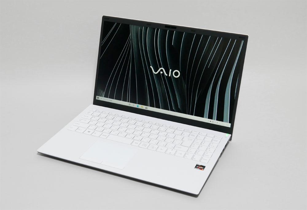 VAIO FL15の外観。斜め上からのカッコいいアングル