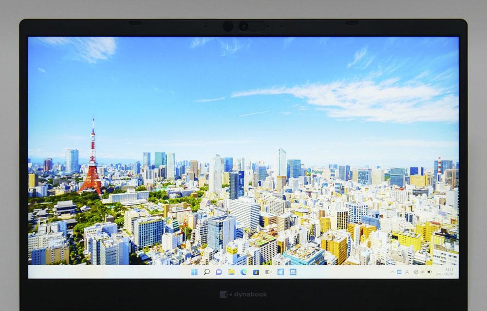 dynabook GZ/HVのディスプレイ正面