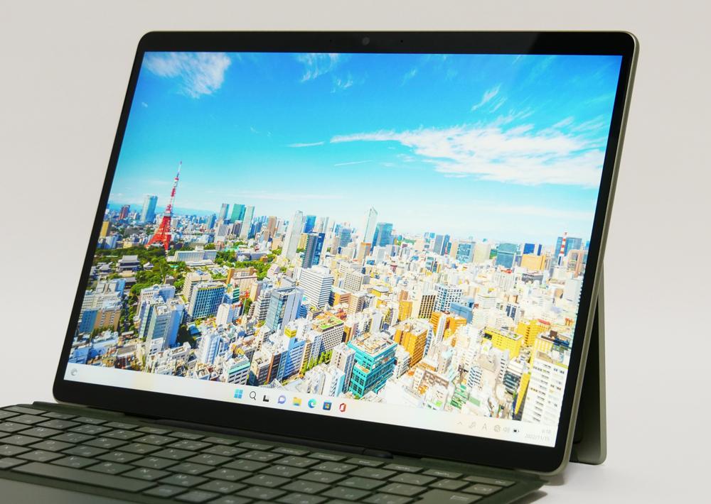 Surface Pro 9の視野角チェック 横から見たところ