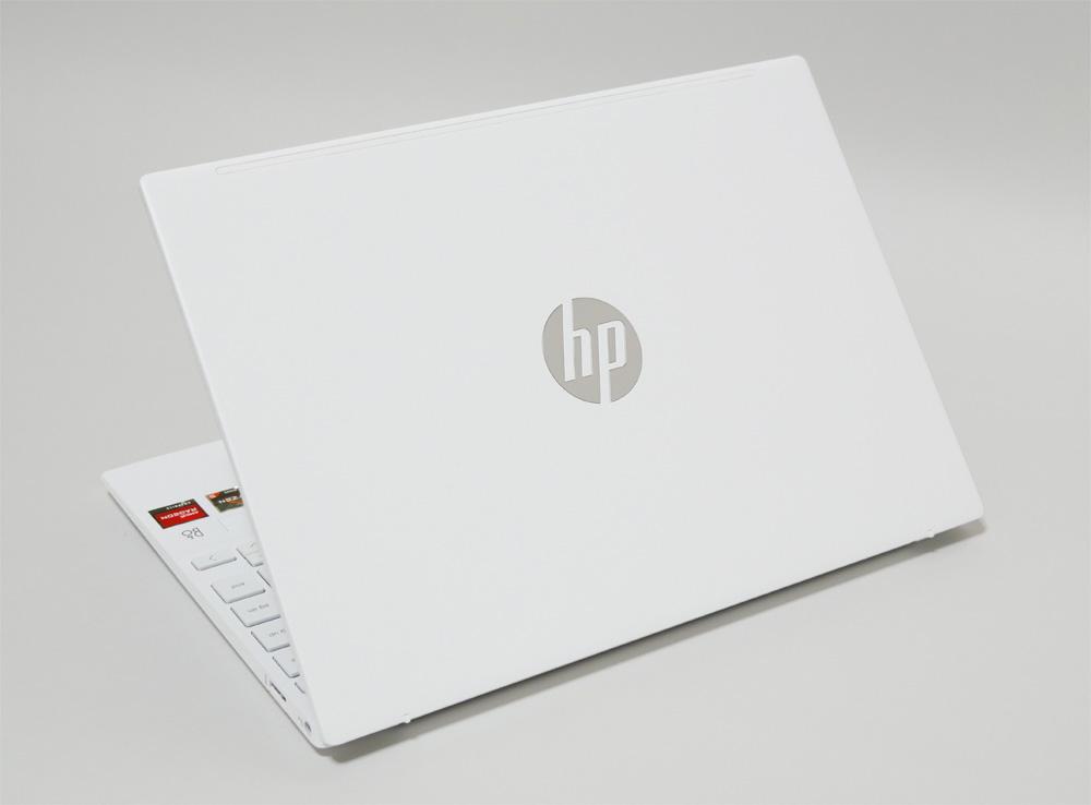 HP Pavilion Aero 13-beの外観 天板側