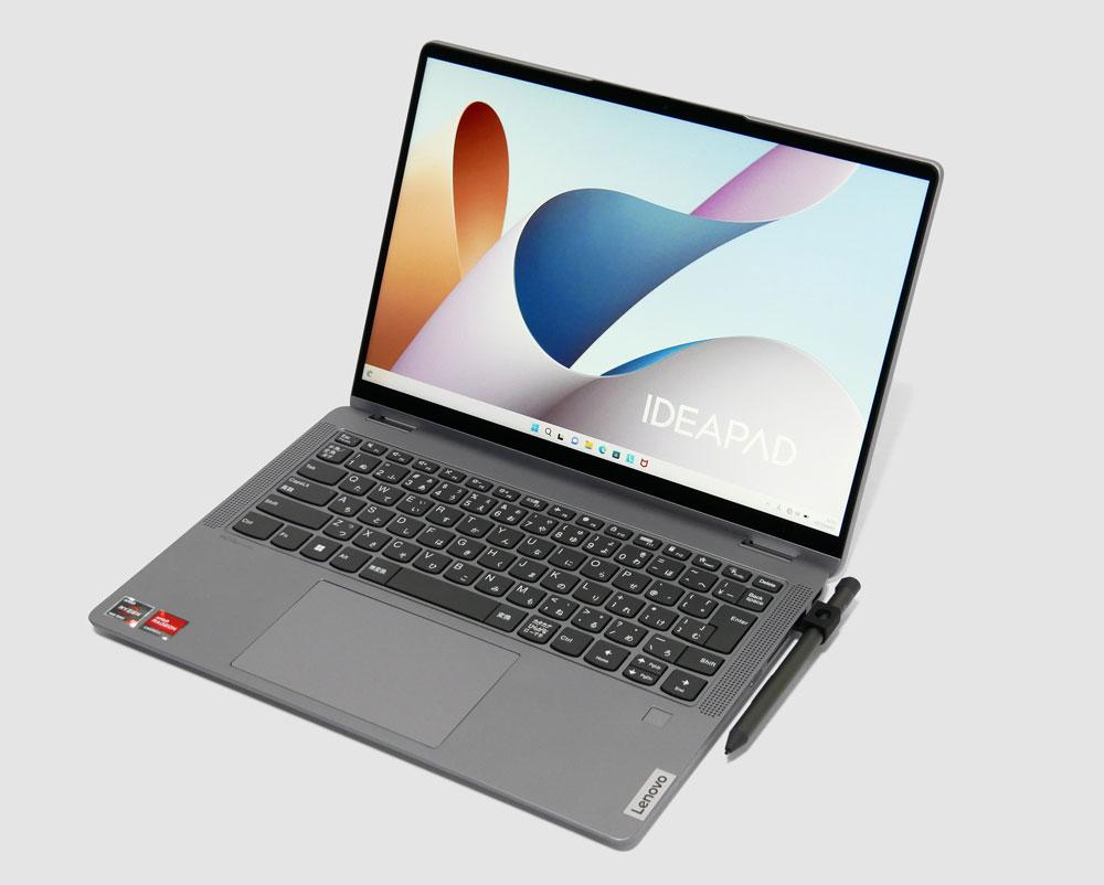 IdeaPad Flex 5 Gen 8 14型(AMD)のキーボードにLenovoデジタルペンを収納したところ