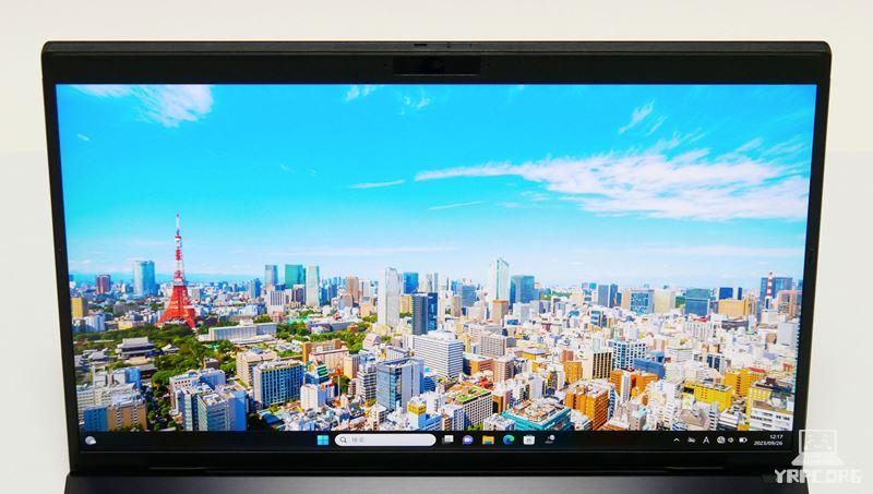 VAIO SX14 (2023年6月発売モデル)の視野角チェック 上から見たところ