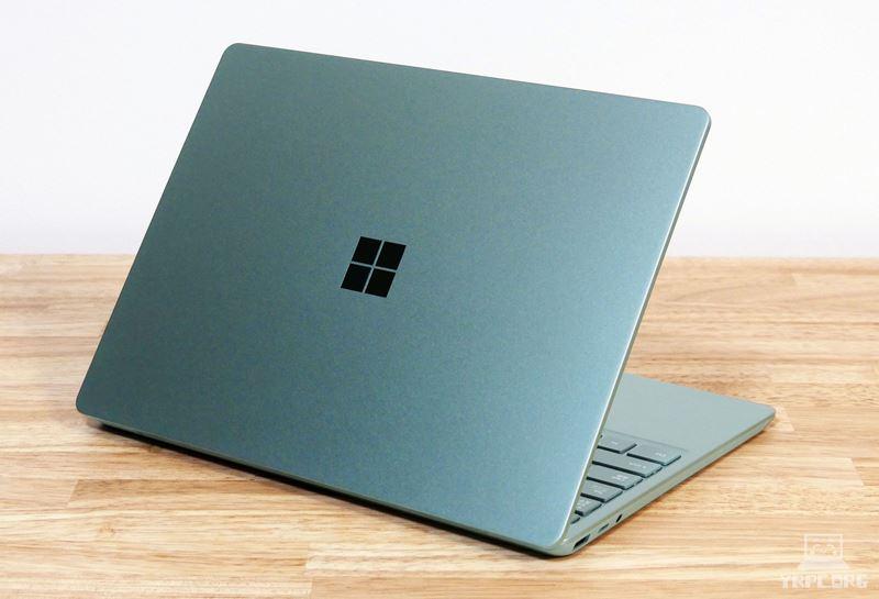 Surface Laptop Go 3の外観 天板側