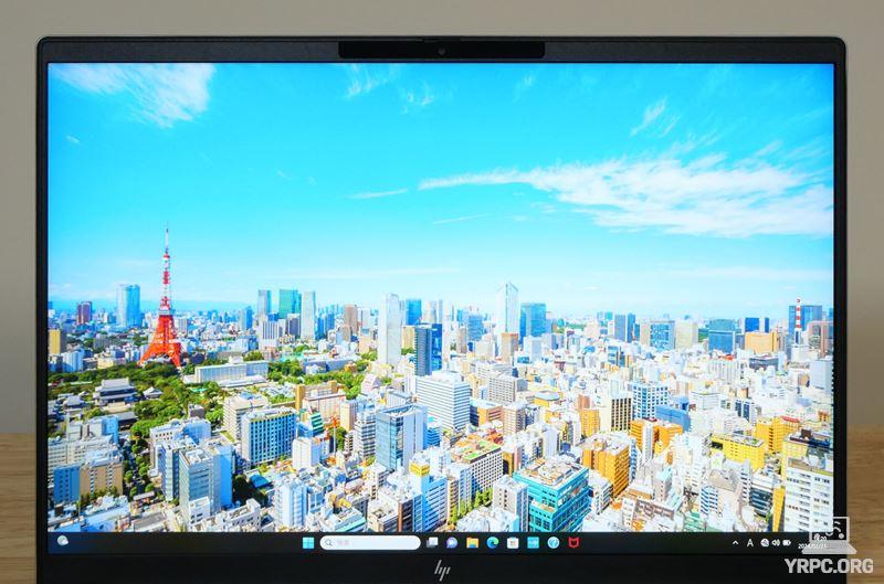 HP Pavilion Plus 16-abのディスプレイ正面