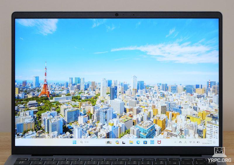 Inspiron 14（2024年モデル）のディスプレイ正面