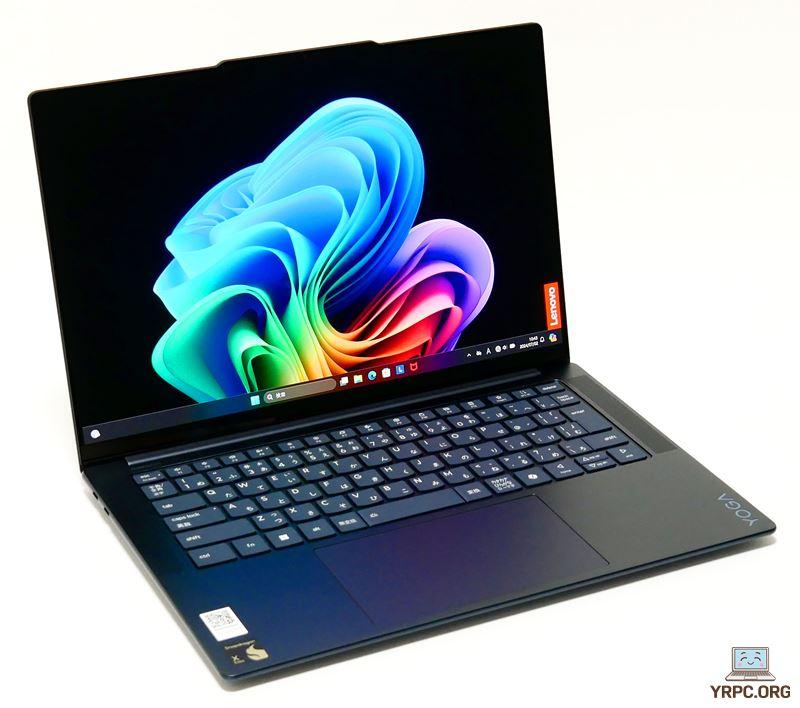 Lenovo Yoga Slim 7x Gen 9の外観。斜め上から