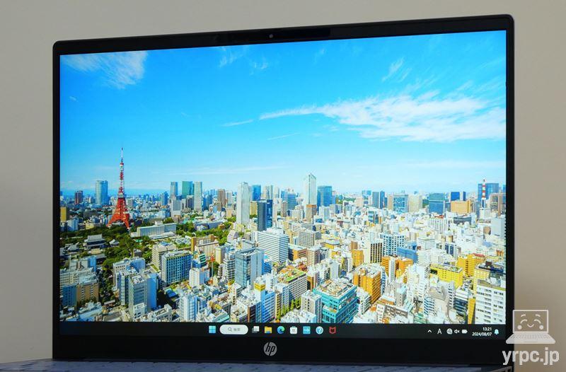 HP Pavilion 16-af（インテル）の視野角チェック 横から見たところ