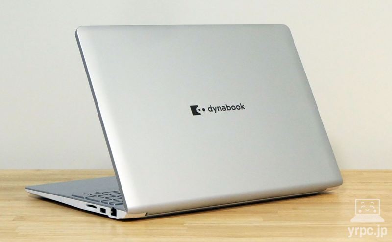 dynabook CZ/MYの外観 天板側