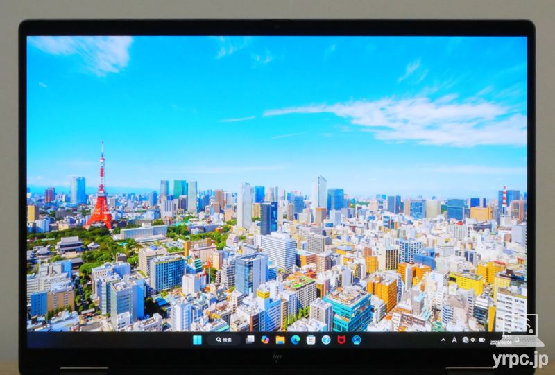 HP OmniBook X Flip 14-fmのディスプレイ正面