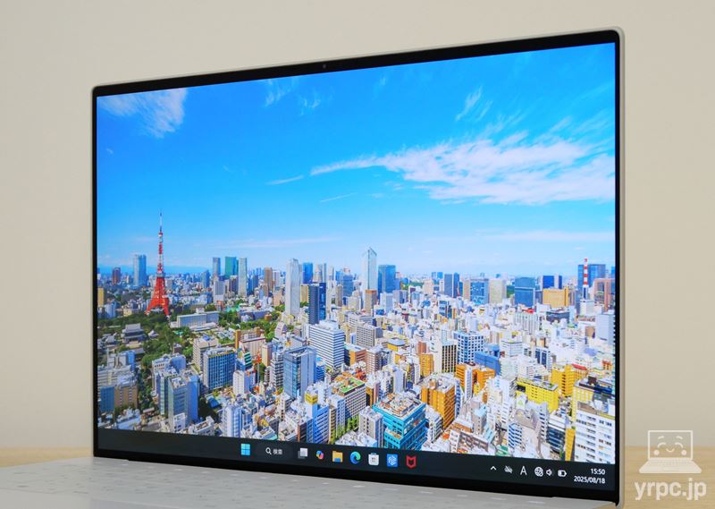 Dell 14 Premiumの視野角チェック 横から見たところ