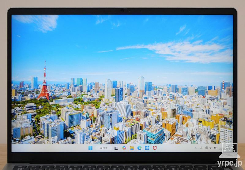 Dell 14のディスプレイ正面