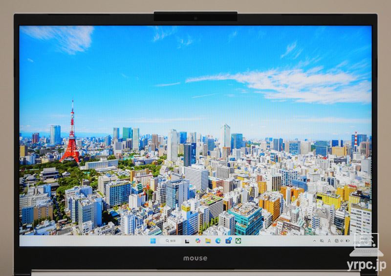 NEXTGEAR J6-A7G50WT-A（ホワイト）のディスプレイ正面