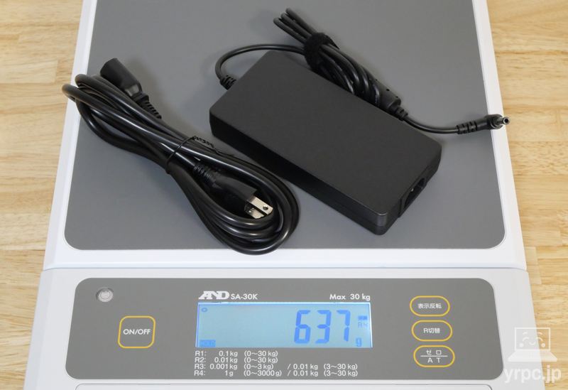 NEXTGEAR J6-A7G50WT-A（ホワイト）のACアタプターの重さ：実測