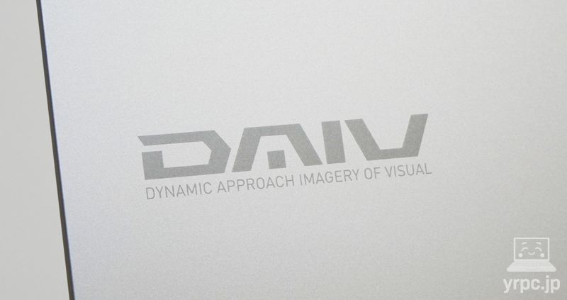 DAIV S5-I7G60SR-Aの天板ロゴのアップ