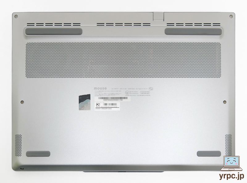 DAIV Z4-A9A01SR-Bの底面