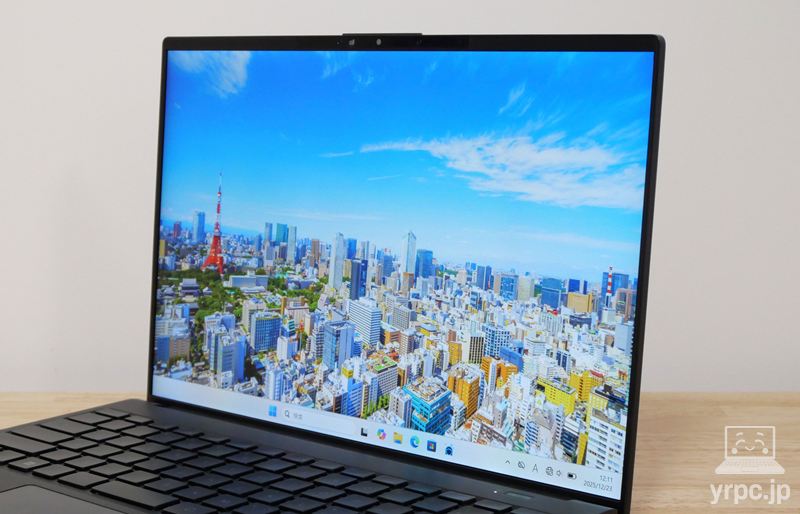 FMV WU5-K3の視野角チェック 横から見たところ