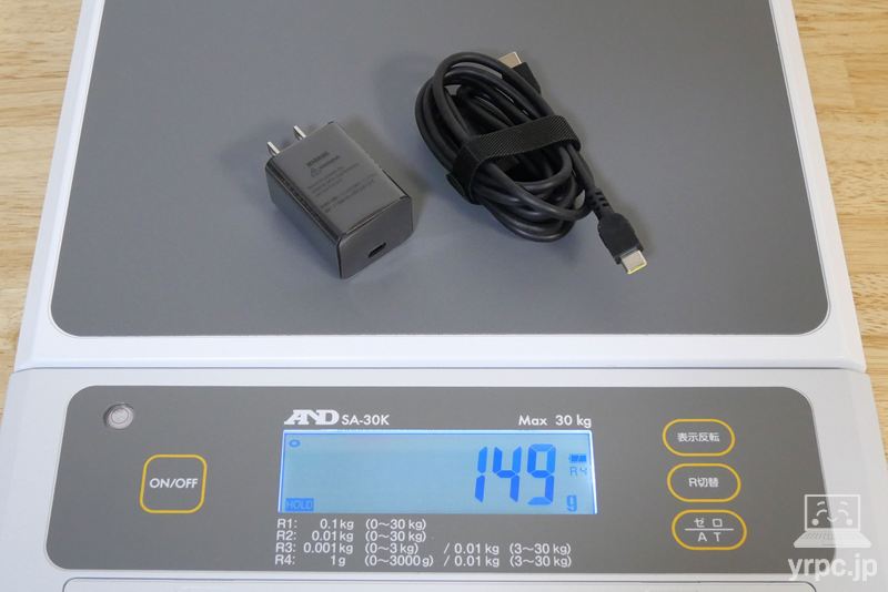 FMV WU5-K3のACアタプターの重さ：実測