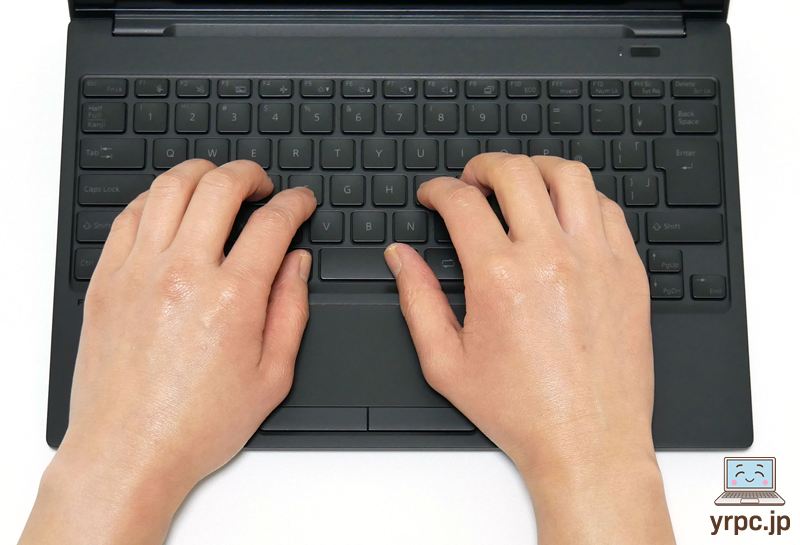 パームレストに手をのせたところ