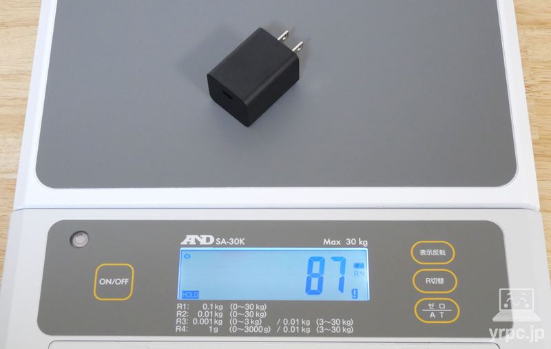 FMV WU8-K3のACアタプターの重さ：実測