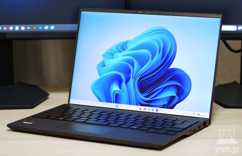 富士通 FMV WU6-L1の外観　見映え