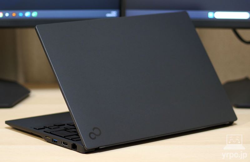 FMV WU6-L1の外観 天板側