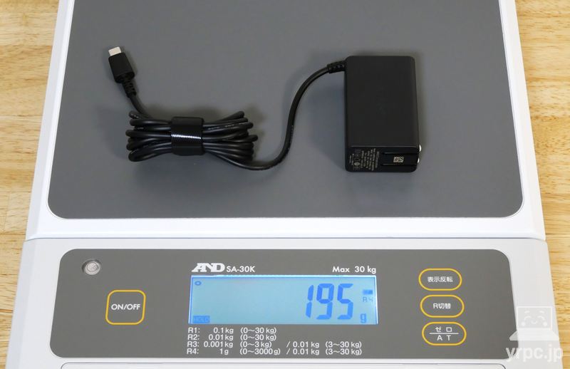 VAIO SX14のACアタプターの重さ：実測