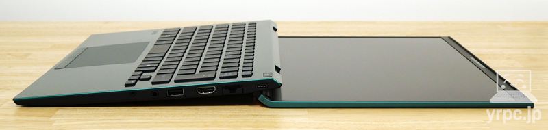 VAIO SX14-Rのディスプレイを開けるところまで開いたところ