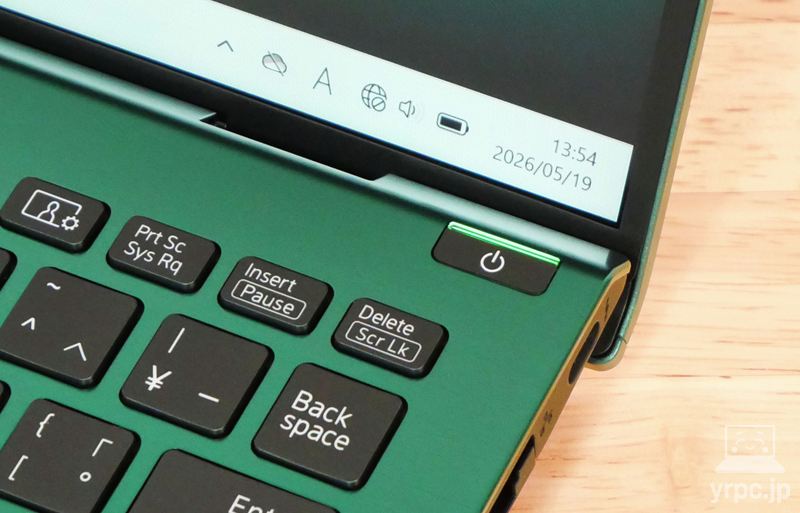 電源ボタン