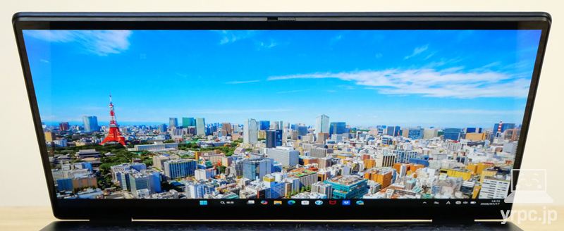 HP OmniBook X Flip 14-kbの視野角チェック 上から見たところ