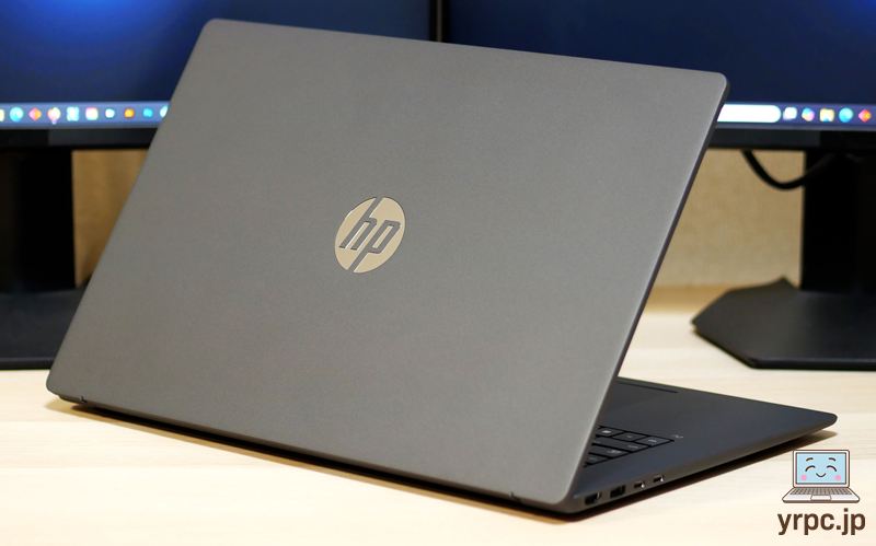 HP OmniBook 3 17-dfの外観 天板側