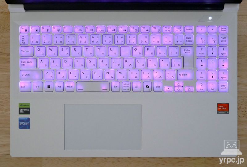 NEXTGEAR J5-A5G50WT-A（ホワイト）のキーボードバックライト