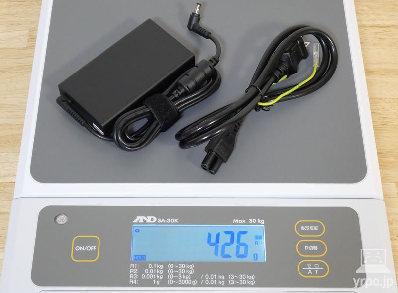 NEXTGEAR J5-A5G50WT-A（ホワイト）のACアタプターの重さ：実測